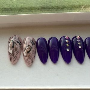 Lady press on nails | gel press on | High quality |medium almond | code 17